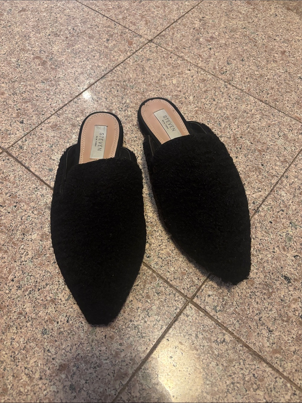 Steve Madden Black Textured Pointed Backless Mules